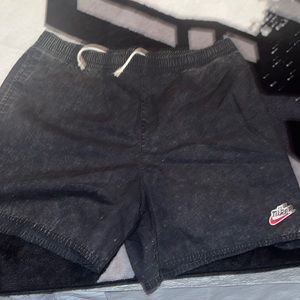 Black Nike shorts